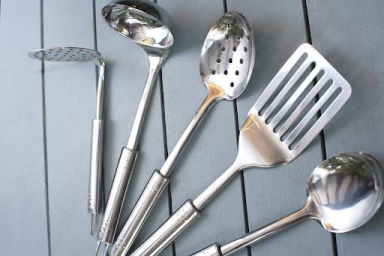 Top 4 Considerations When Choosing Kitchen Utensils for Your Home